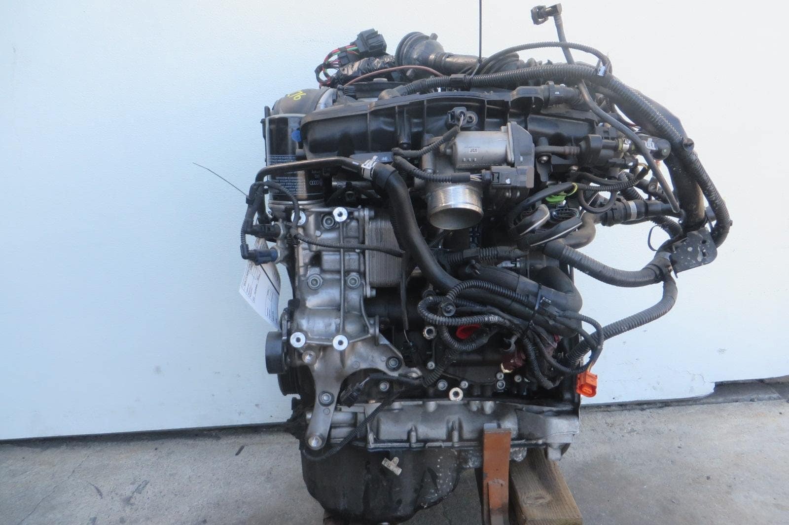 2013 Audi A4 Engine Assembly - Image 5
