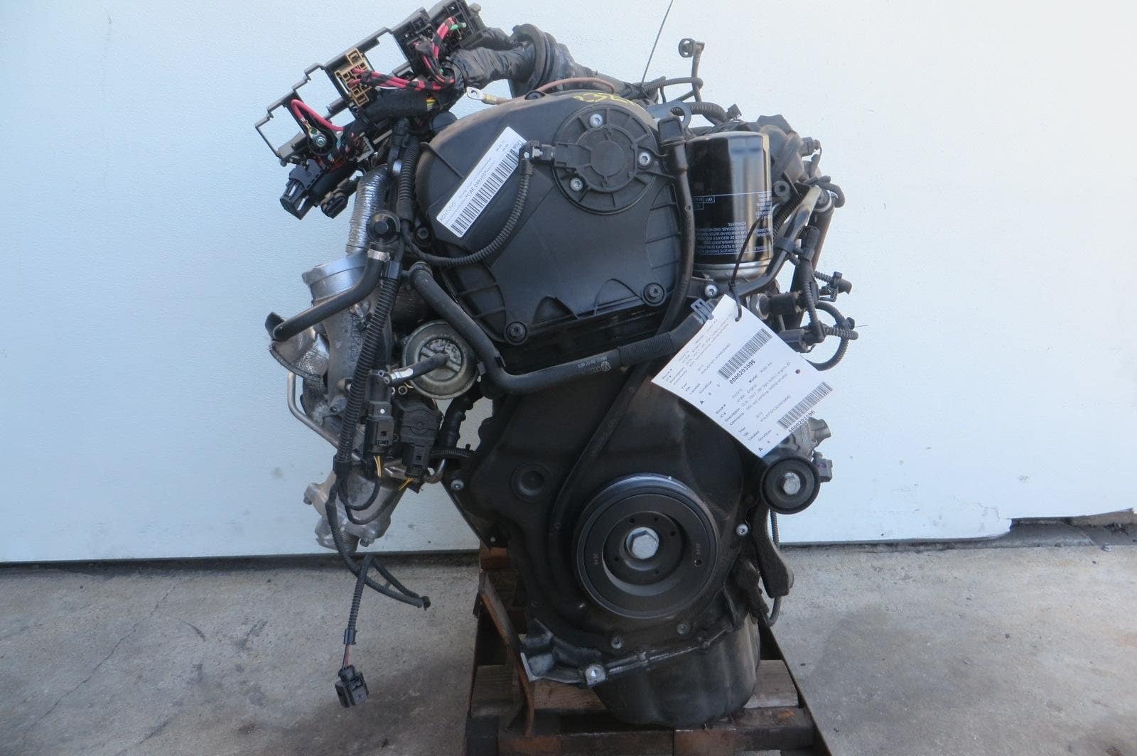 2013 Audi A4 Engine Assembly - Image 6