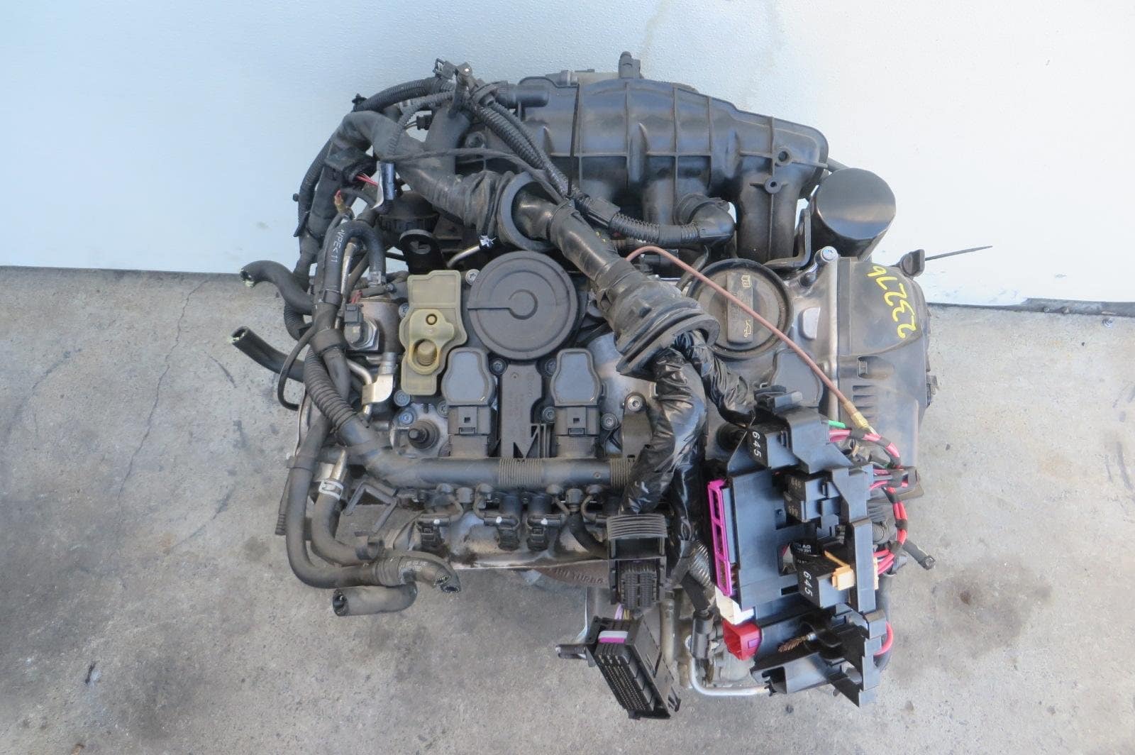2013 Audi A4 Engine Assembly - Image 2