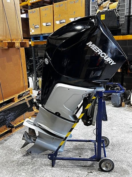 Used 300hp mercury V8 Verado 4 stroke 2020 model, XL or XXL shaft, full brand new rig kit included inc power steering